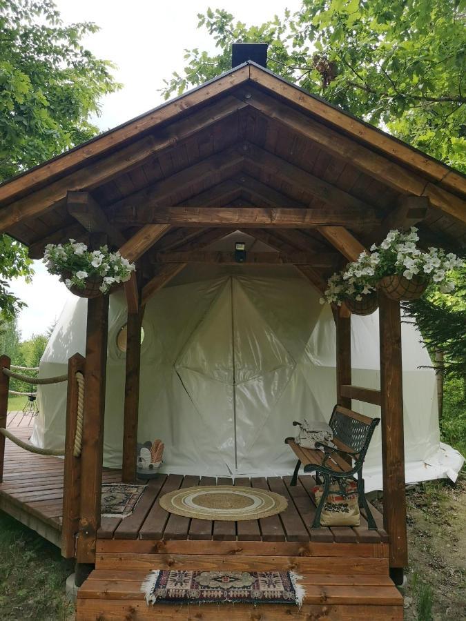 Medve Dome - Luxury Camping In The Middle Of Nature Hotel เวเลซา ภายนอก รูปภาพ